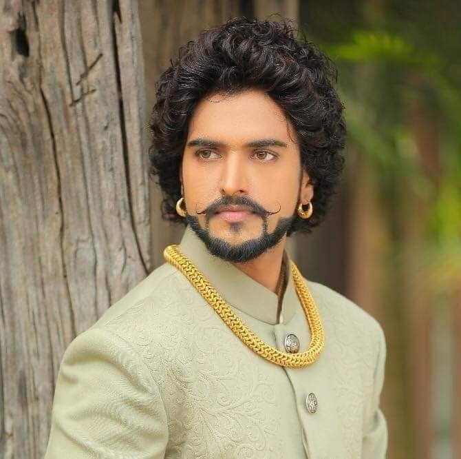 Anurag makeup mantra hair & makeup gurukul